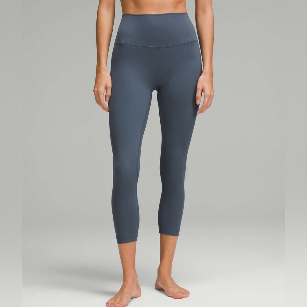 Lululemon align crop 23” leggings sz 10 iron blue
